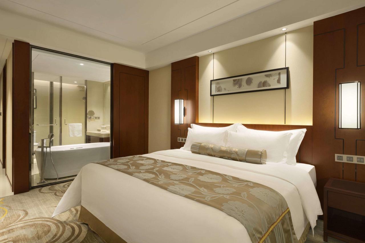 Ramada Jiaxing Hotel Exterior photo