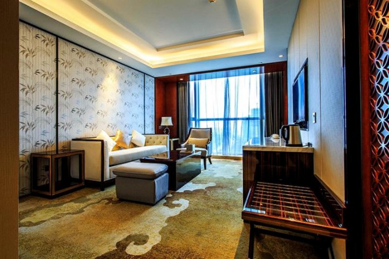 Ramada Jiaxing Hotel Exterior photo