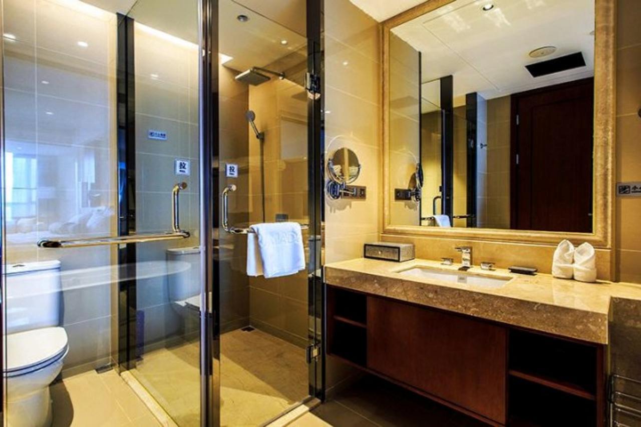 Ramada Jiaxing Hotel Exterior photo