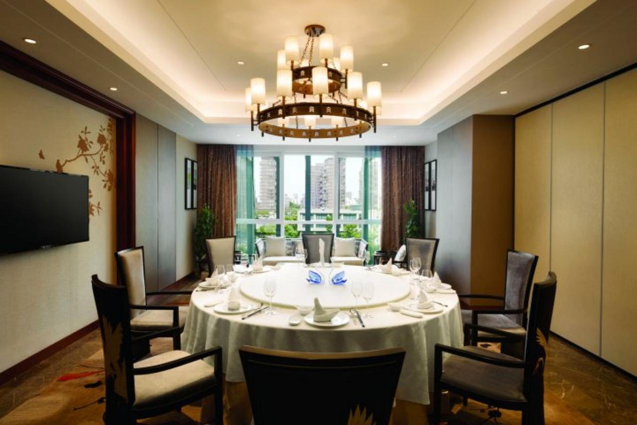 Ramada Jiaxing Hotel Exterior photo
